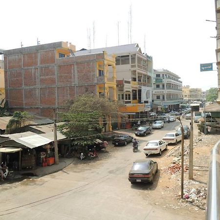 Shang Hai Guesthouse Battambang Exterior foto